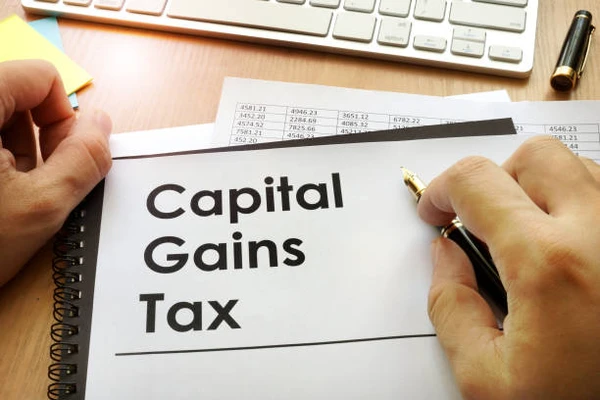 Capital gains considerations when moving overseas permanently