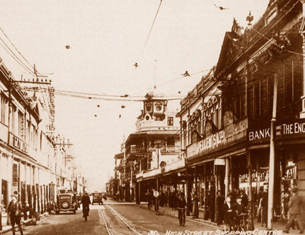1930