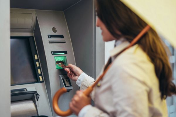 Using bank feeds and rules in accounting software